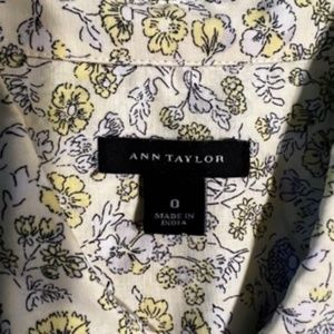 Ann Taylor The Perfect Shirt - Yellow Flower Print - Size 0